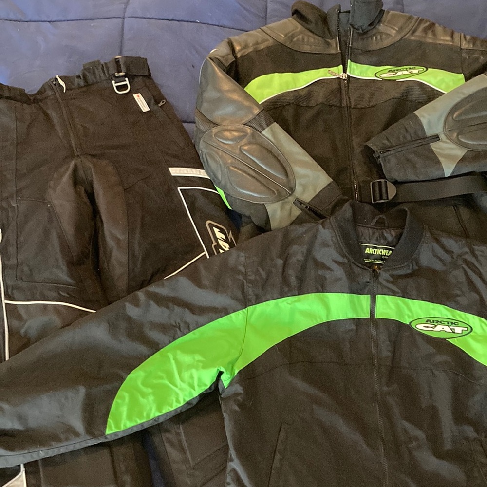 Women’s ArcticWear by Arctic Cat Snowmobile Gear